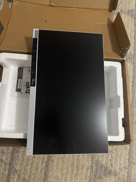 Vand Monitor Lenovo